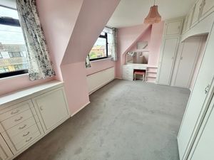 Photo 9- click for photo gallery